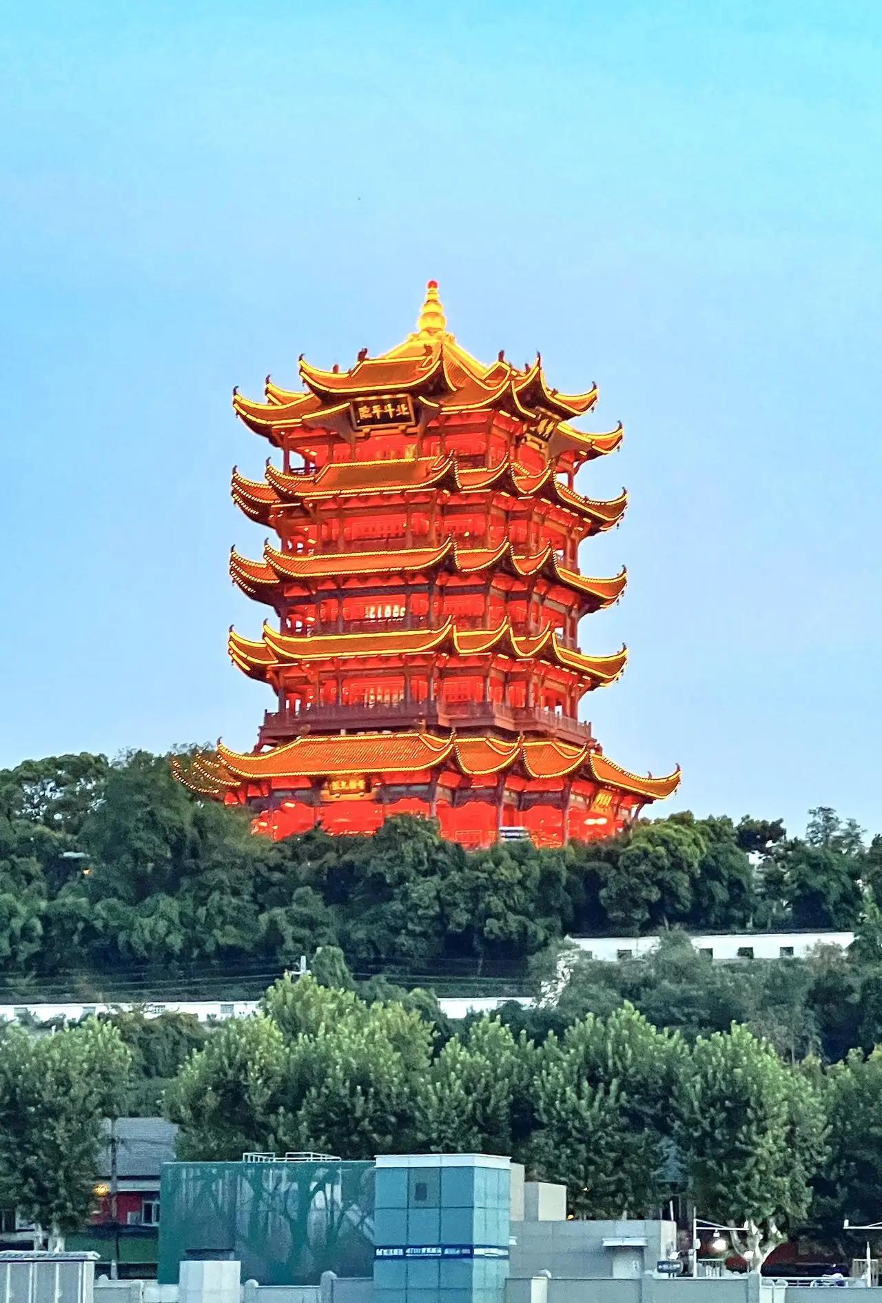 武汉十大必去景点(武汉十大必去景点动漫图)