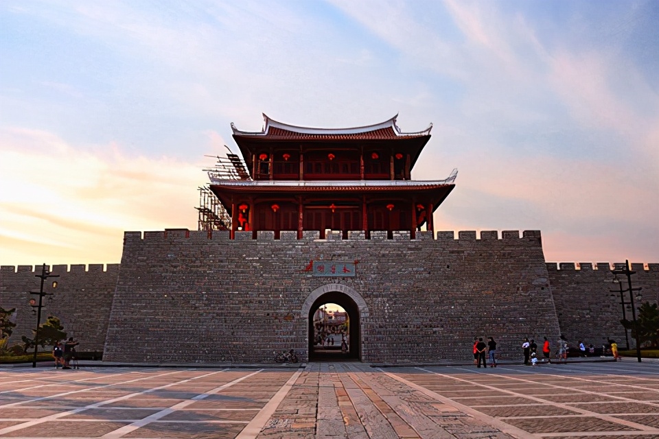 泉州旅游必去十大景点推荐(泉州旅游必去十大景点推荐厦门)